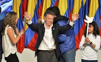 Tổng thống Colombia tái đắc cử