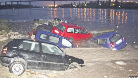 Trung Quốc: Hơn 375.000 người bị ảnh hưởng do lũ lụt ảnh 4