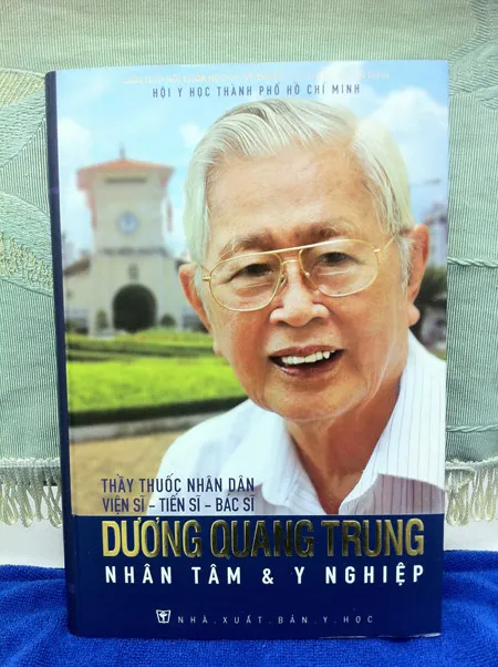 Xuất bản sách “Nhân tâm và Y nghiệp”