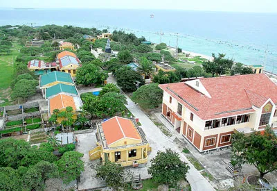 Trung kiên bám đảo