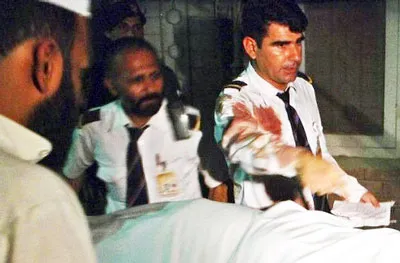 Taliban tấn công máy bay chở  hành khách ở Pakistan