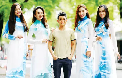 Nhà thiết kế Thuận Việt - Mang “Ước vọng hòa bình” ra thế giới