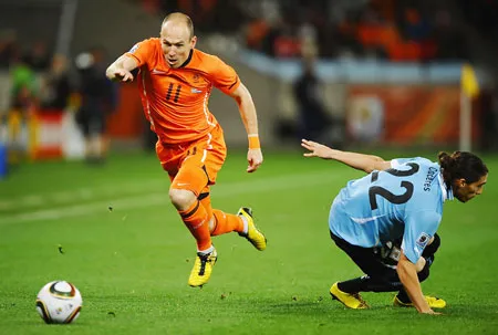 Robben sẽ lại thể hiện tốc độ phi thường trước Mexico?