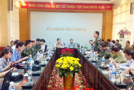 A meeting on the Rammasun storm (Photo: SGGP)