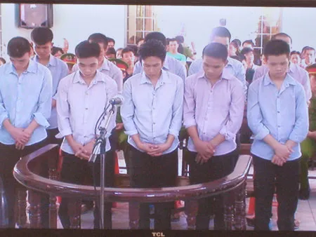 TPHCM: Xét xử 10 bị cáo lợi dụng biểu tình, gây rối