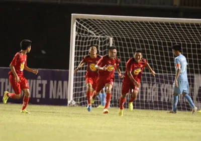 Niềm vui chiến thắng của các cầu thủ PVF. Ảnh: ĐỨC THỦY