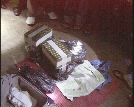 Bắt vụ vận chuyển 40 bánh hêrôin ảnh 2