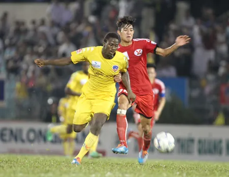 Trận đấu giữa QNK Quảng Nam thắng Than Quảng Ninh 6-3 cũng là một trong những trận đấu đáng ngờ…