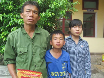 CSGT cưu mang một thiếu niên đi lạc hơn 200km