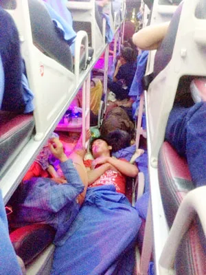 Nhồi nhét trên xe giường nằm