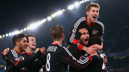 Giữ răng chắc khỏe là một trong những bí quyết thành công đầu tiên của đội bóng Bayer Leverkusen.