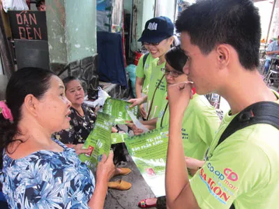 TPHCM Người dân nhiệt tình hưởng ứng tham gia  dự án “Khu phố xanh”