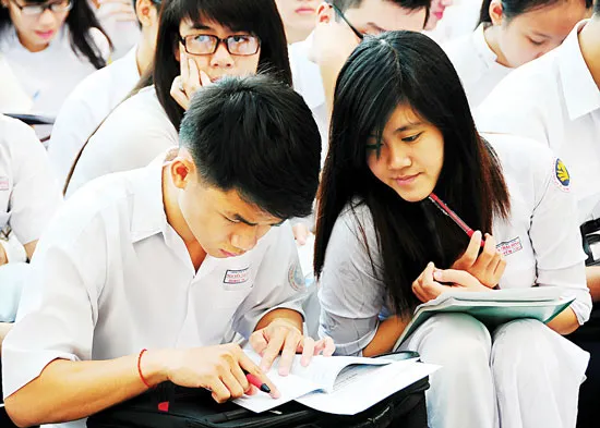 Chỉ còn 1 kỳ thi quốc gia: Lo ngại tính trung thực, khách quan