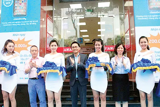 Classbook 2 có bộ nhớ khoảng 1.600 cuốn sách điện tử