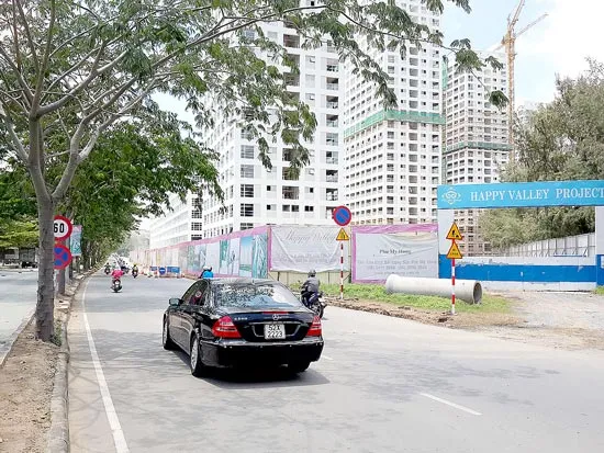 Địa ốc vẫn khó