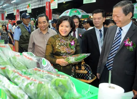 Tháng khuyến mãi giúp doanh thu tăng