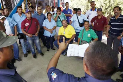 Venezuela quốc hữu hóa tài sản công ty Mỹ