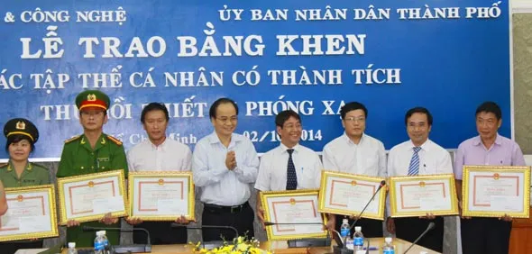 Khen thưởng các cá nhân, tập thể thu hồi kịp thời thiết bị phóng xạ bị mất cắp tại TPHCM