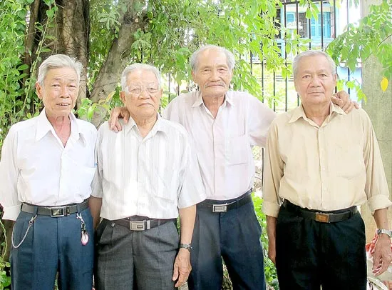 Bài 4: Thoát chết gang tấc