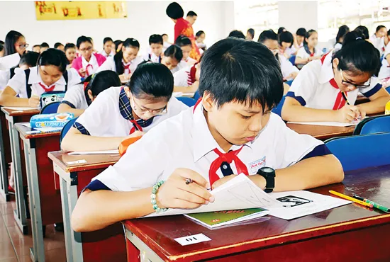 Sôi nổi cuộc thi Prudential - Văn hay chữ tốt