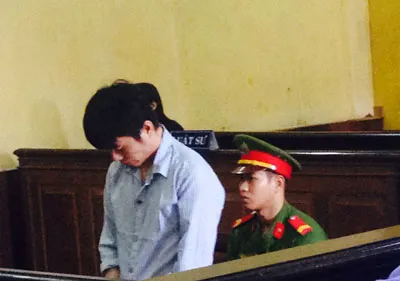 Lãnh án tù chung thân vì giải quyết mâu thuẫn bằng dao