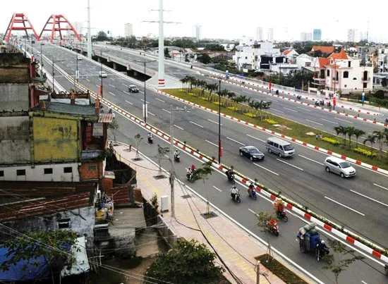 Thủ tục đầu tư nước ngoài: Đi tìm ngóc ngách điểm vướng