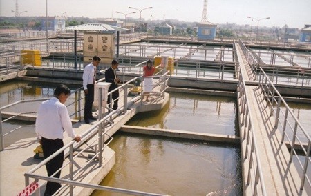 A part of the Thu Duc Water Plant in HCM City. The World Bank approved $450 million in loans and credits for the second HCM City Environmental Sanitation Project. — VNA/VNS Photo Van Khanh