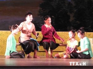 A performance of Vi-Giam folk singing (Photo: VNA)