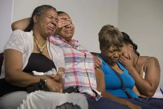 Một cảnh sát NewYork trắng án sau cái chết của một người da màu