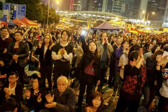 Hồng Công: Cảnh sát giải tán các địa điểm biểu tình