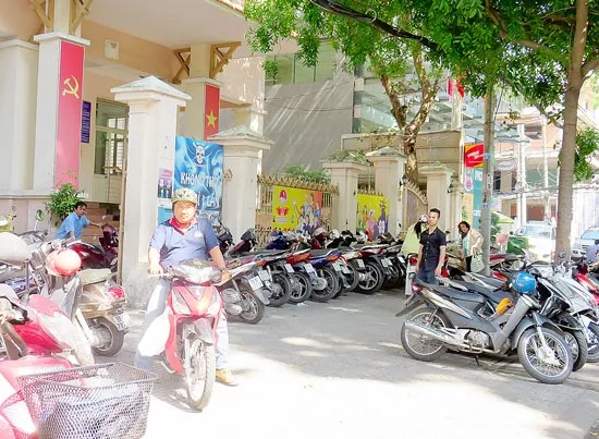 Phản hồi loạt bài “TPHCM: Lối thoát nào cho bãi đậu xe?”: Cơ quan có trách nhiệm chưa làm hết trách nhiệm