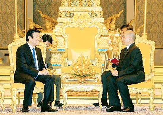 Phát triển quan hệ hữu nghị, hợp tác tốt đẹp Việt Nam - Campuchia