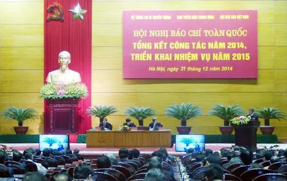 Báo chí phải kiên quyết đấu tranh với những thông tin, luận điệu sai trái