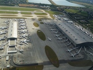 London Heathrow Airport (Photo: planetbrowser.com)