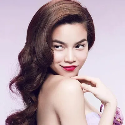 Hồ Ngọc Hà thắng lớn tại Zing Music Award 2014