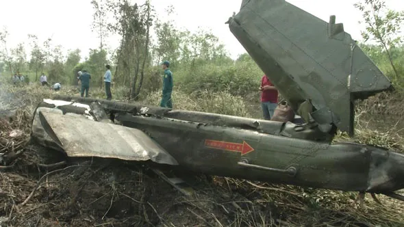 Máy bay quân sự rơi ở huyện Bình Chánh: 4 sĩ quan quân đội hy sinh ảnh 9