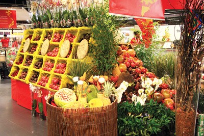 A Vietnamese goods stall at Casino Saint-Didier Supermarket (Photo: SGGP)