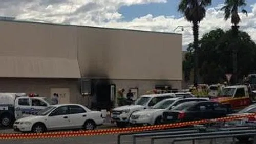 Nổ tại trung tâm thương mại Australia