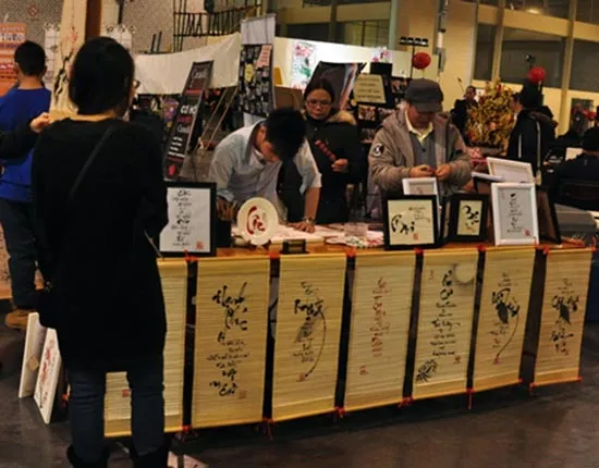 Đi chợ tết, nhớ nhà