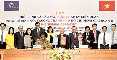 At the signing ceremony (Photo: SGGP)