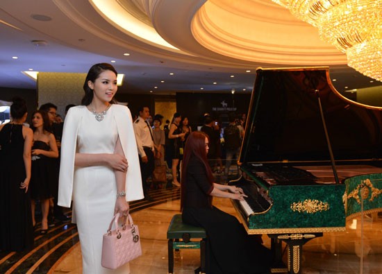 Reigning Miss Vietnam Nguyen Cao Ky Duyen