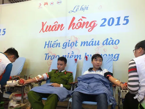 Lễ hội hiến máu Xuân Hồng 2015 sẽ tiếp nhận 5.000 đơn vị máu
