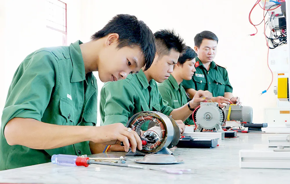 Mái trường của bộ đội xuất ngũ