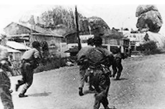 Ngày 20-3-1975, Giải phóng Định Quán - Đường 20