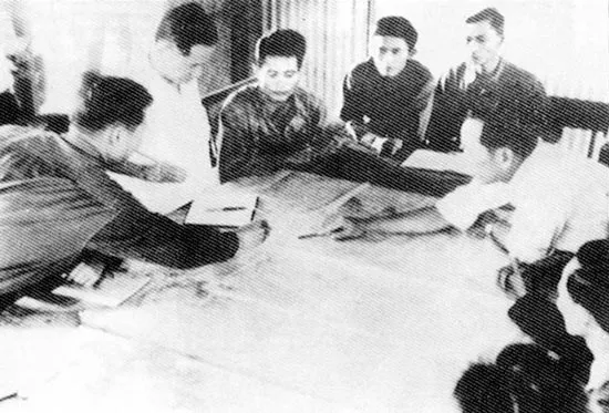 Ngày 27-3-1975, thành lập Đảng ủy và Bộ Tư lệnh Mặt trận Quảng Đà