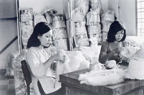 Bài 2: Nghị quyết “Ba chương trình”