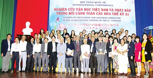 Khoa Văn học và Ngôn ngữ - Đại học Khoa học Xã hội và Nhân văn TPHCM: 40 năm - Dấu ấn những thế hệ