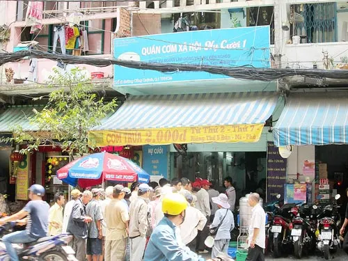 Ấm áp tình người