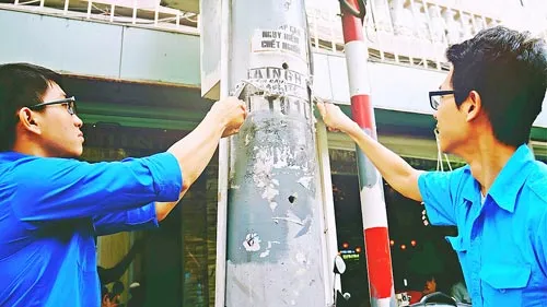 Khu phố dọn mình đón lễ