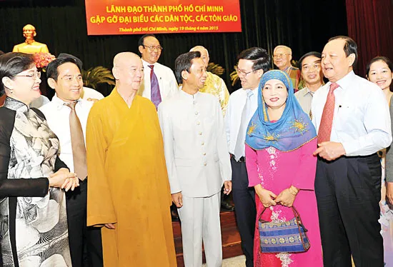 Lãnh đạo TPHCM gặp gỡ đại biểu các dân tộc, các tôn giáo